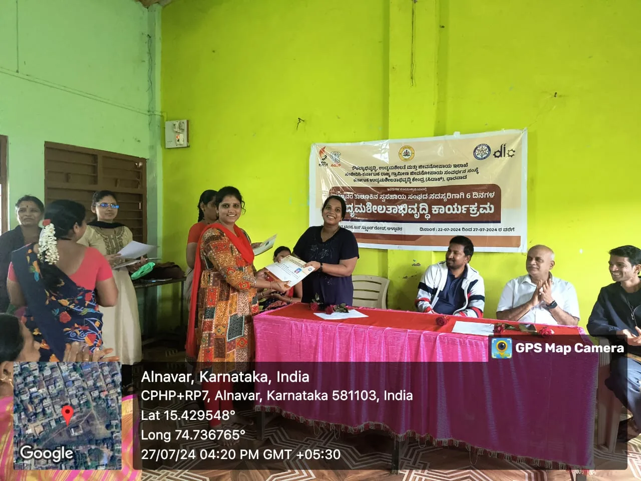 Certificate distribution ceremony at Alnavar, Karnataka as part of the 6-day entrepreneurship development workshop
